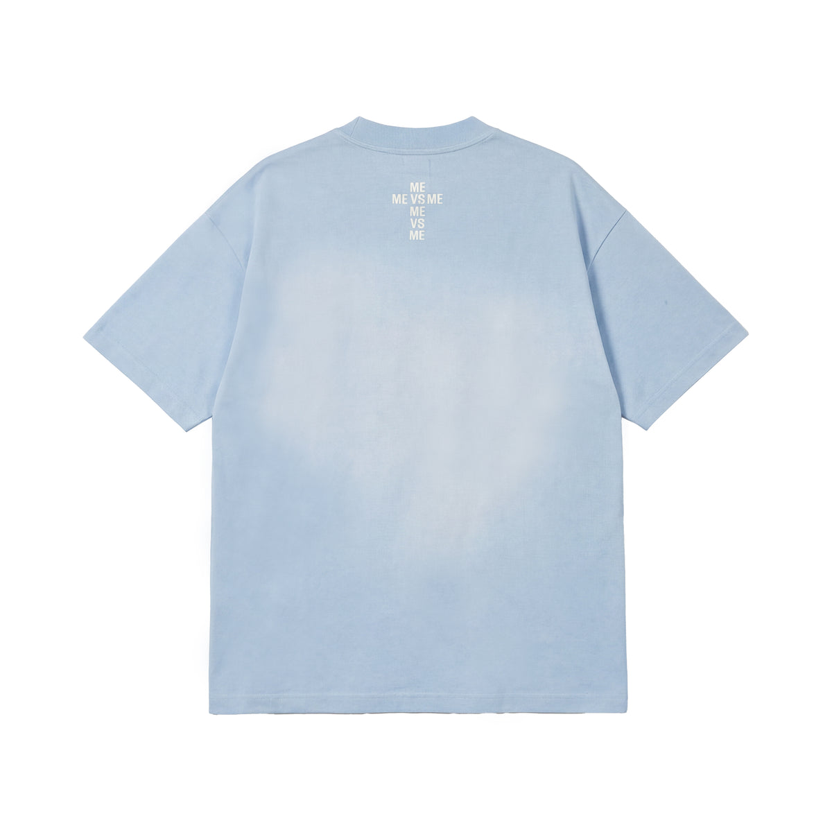Camiseta azul brumoso lavado con cruz