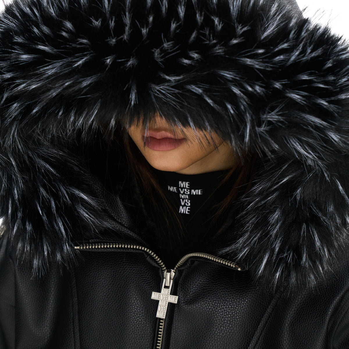 LEDERJACKE MIT KUNSTFELLBESATZ