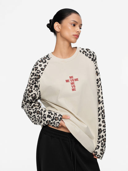 Raglan-Langarm-T-Shirt mit Leopardenmuster
