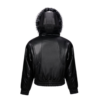 CHAQUETA DE CUERO CON BORDES DE PIEL SINTÉTICA